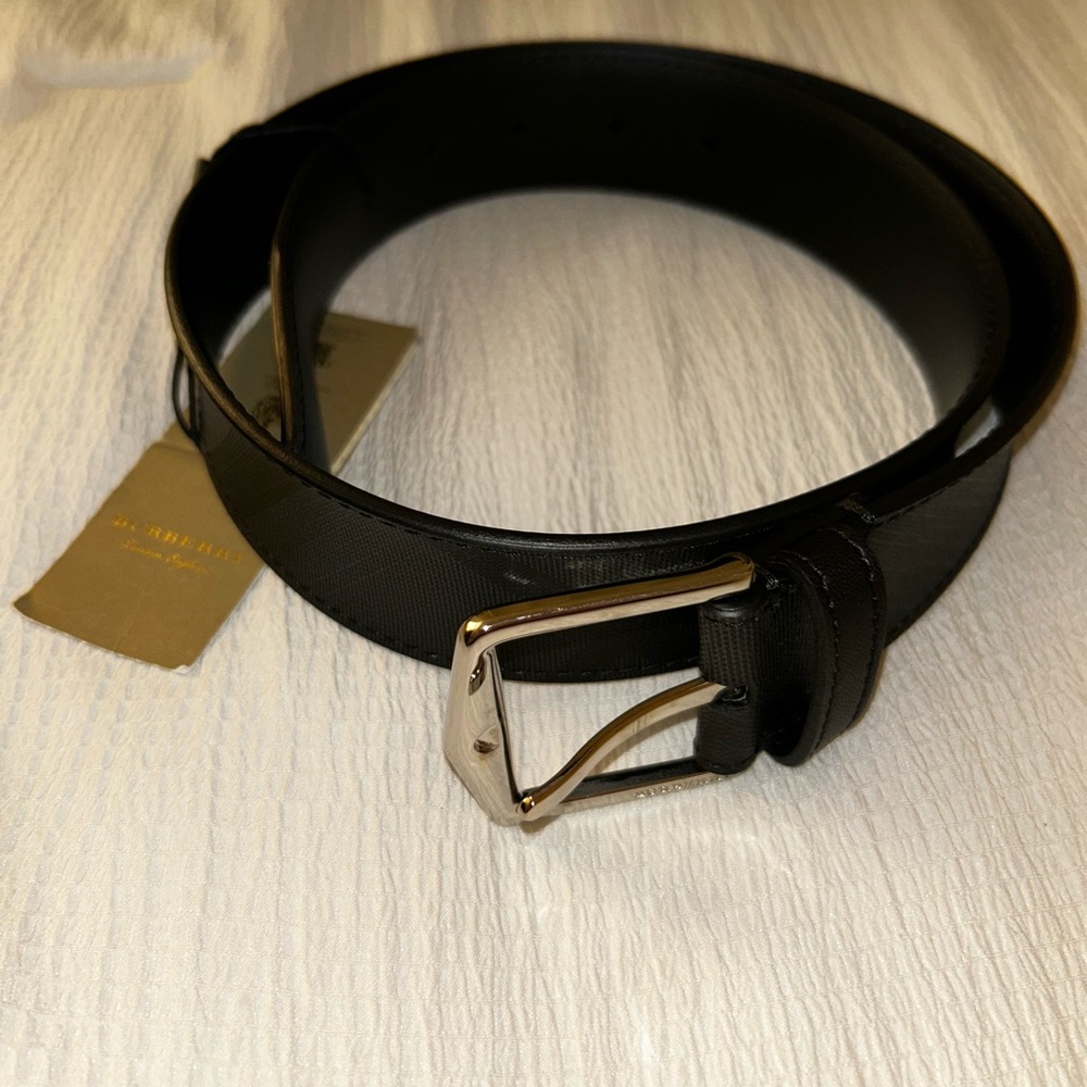 Burberry Black/Grey Check Leather Belt with Silver Buckle